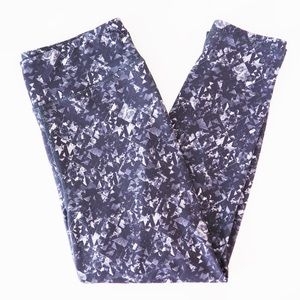 KOHLS Yoga High Rise Capri Leggings